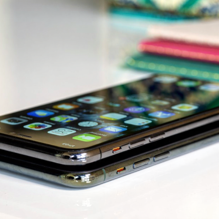 Apple iPhone 11 Pro Max (64GB)