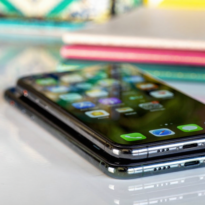 Apple iPhone 11 Pro Max (64GB)